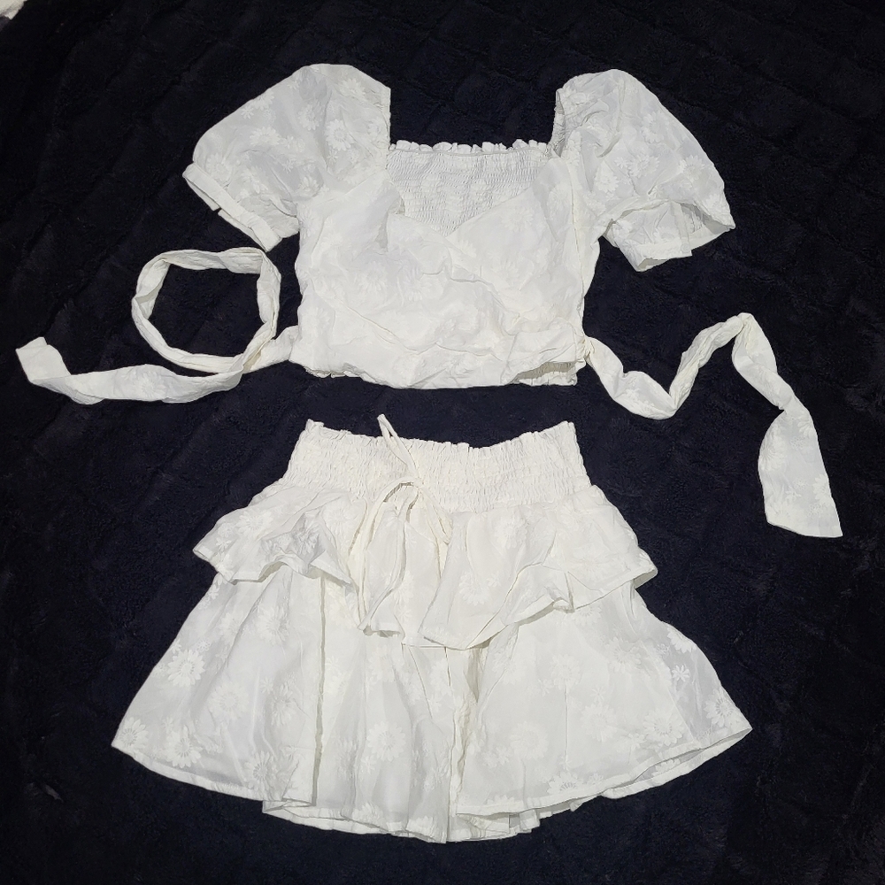 White Floral Print Crop Top and Skirt Set